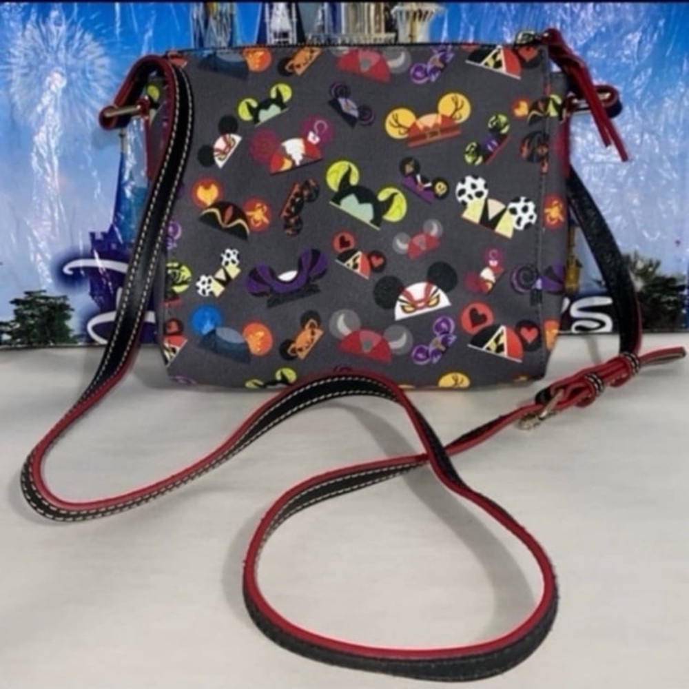 Disney parks x dooney & bourke villains Mickey Mouse ear hat crossbody purse - Picture 8 of 8